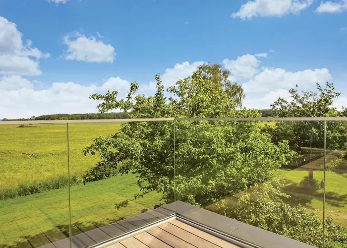 Hideaway בית נופש *